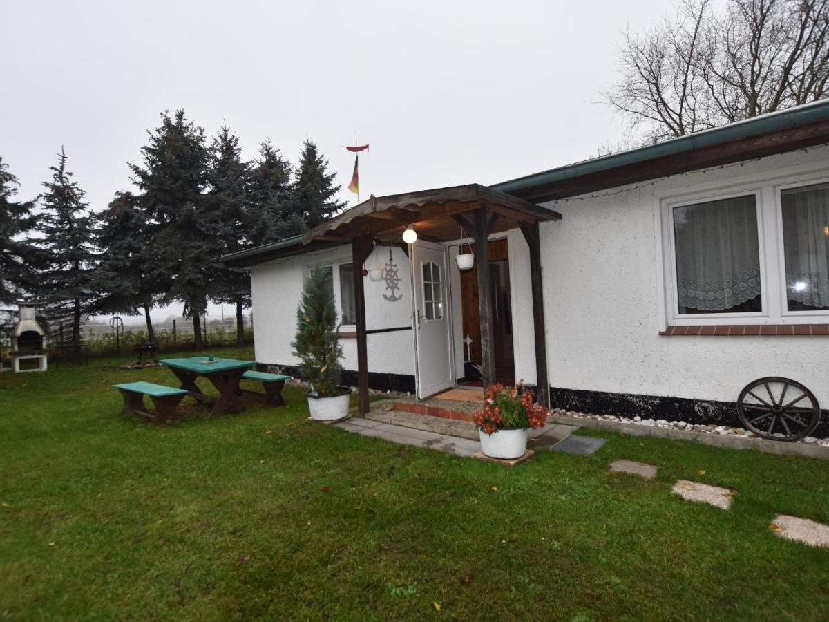 Cosy Bungalow In Stove By The Baltic Sea Boiensdorf Exterior photo